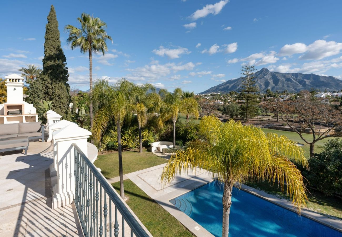 Villa i Nueva andalucia - Villa Las Brisas