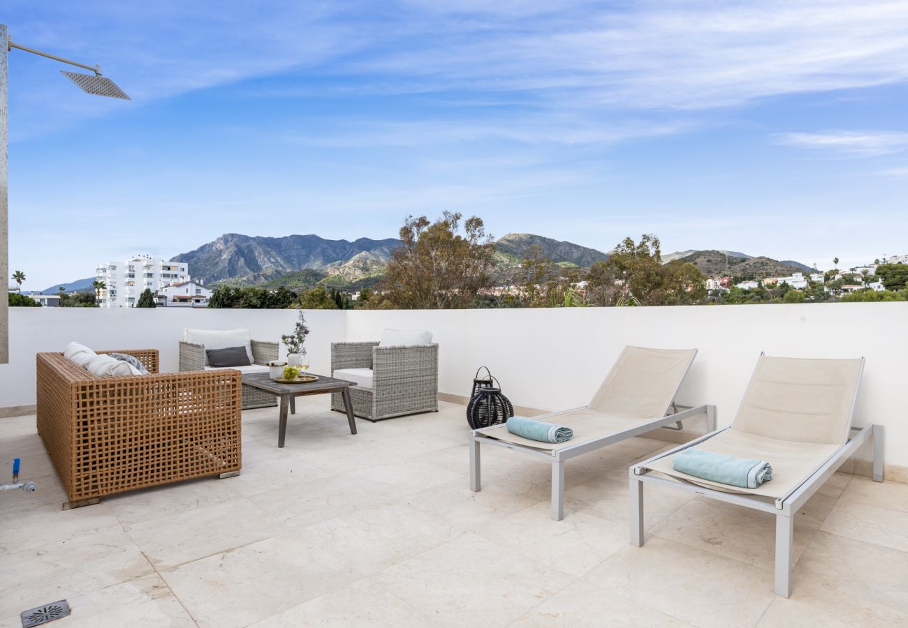 Radhus i Marbella - Casa La Finca