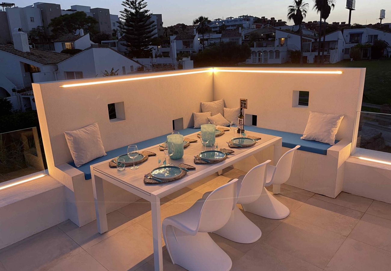 Radhus i Estepona - Casa Bahia Dorada