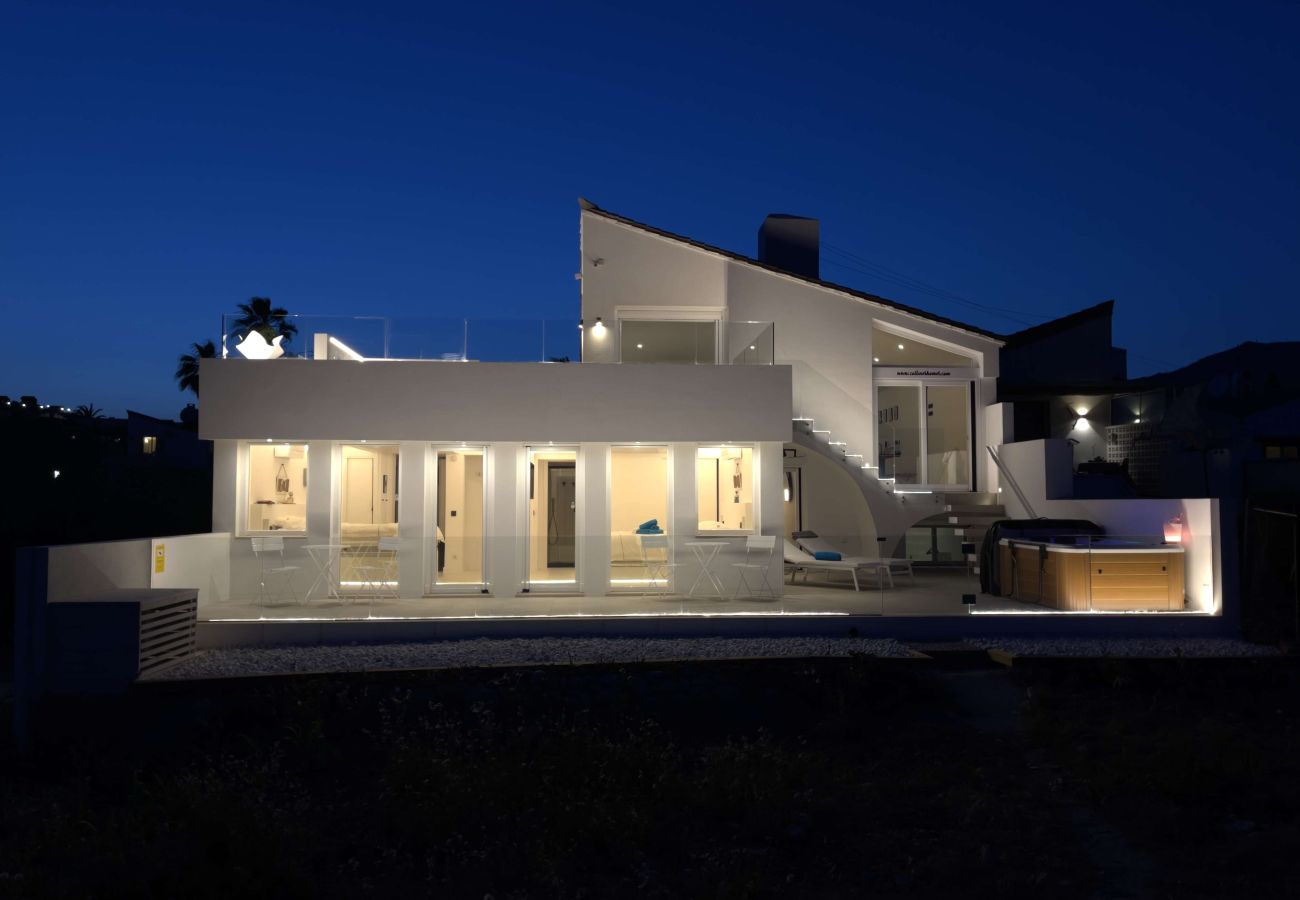 Radhus i Estepona - Casa Bahia Dorada