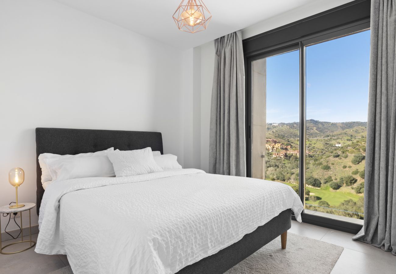 Lägenhet i Marbella - Cabopino Penthouse with Private Pool