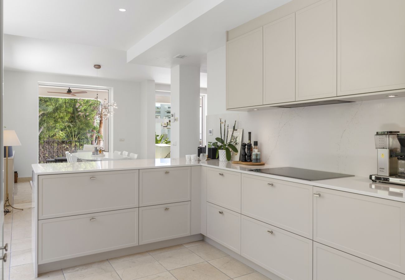 Villa i San Pedro de Alcántara - Villa Limones | Luxury Beachside Villa