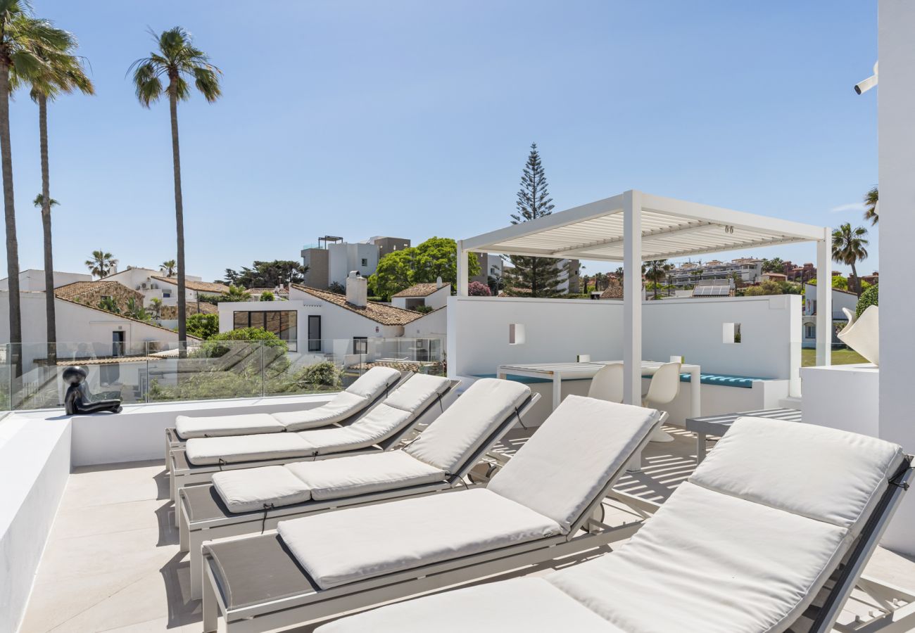 Radhus i Estepona - Casa Bahia Dorada